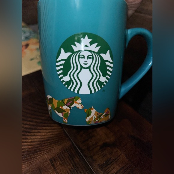 EUC Starbucks 2020 Edition Dogs Camo Mug - Picture 3 of 5